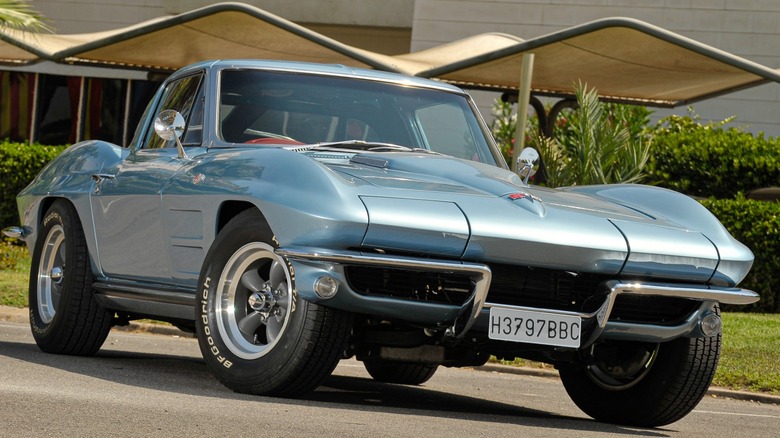 C2 Corvette with Mag wheels