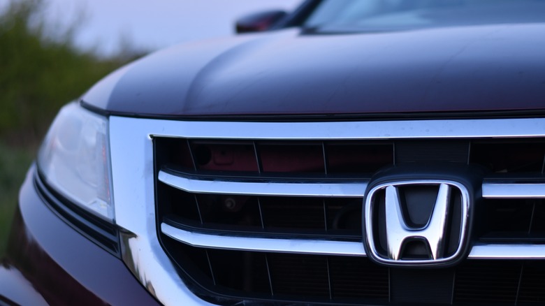 Honda logo front end