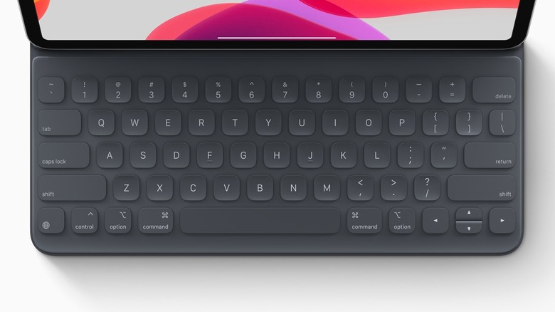 Apple smart keyboard