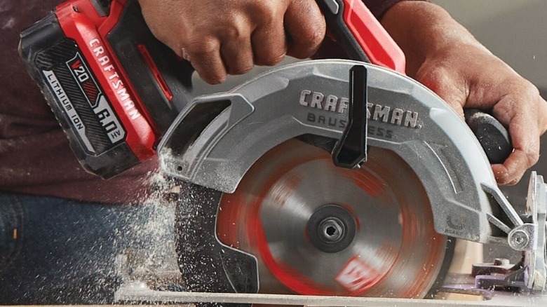 Craftsman saw cutting wood