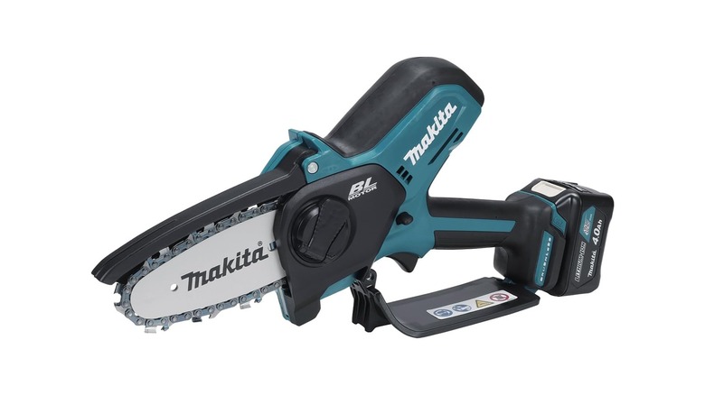The Makita CXT Brushless 100mm Pruning Saw