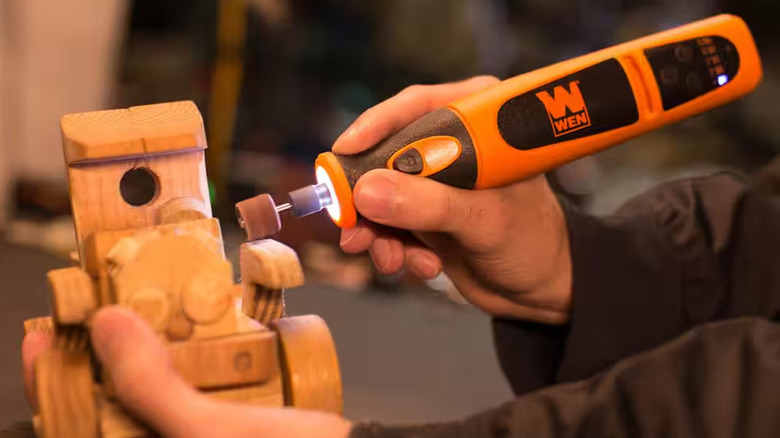 WEN Cordless Rotary Tool in use
