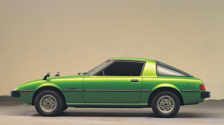 Side view of first generation Mazda RX-7