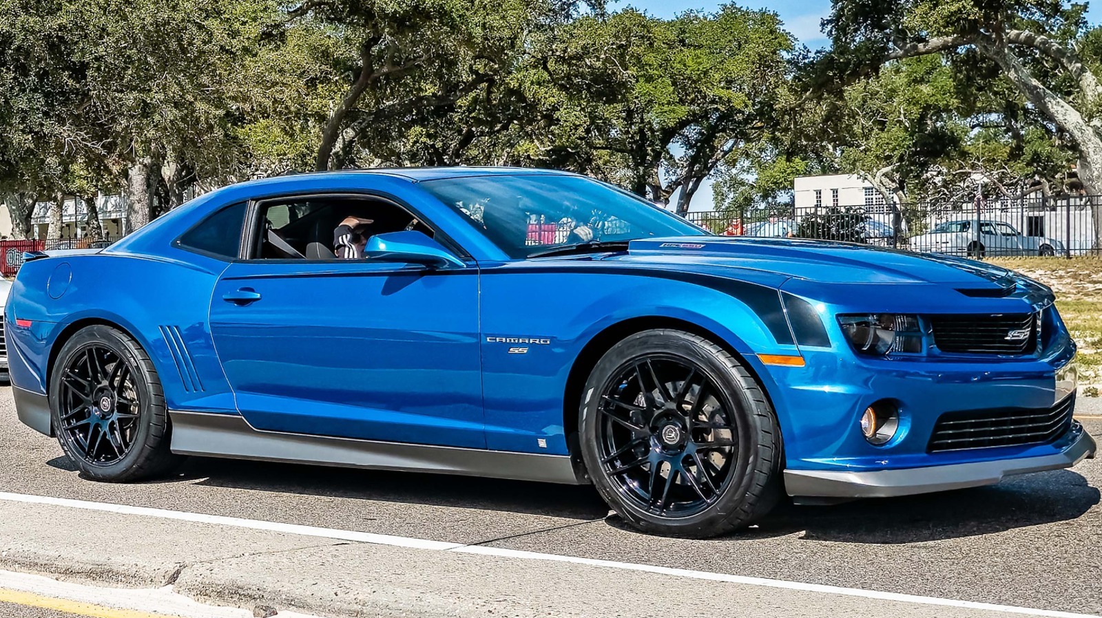 Every Muscle Car Powered By A General Motors LS V8 Engine – SlashGear