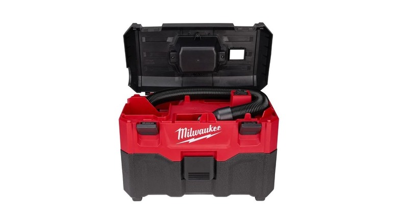 The M18 2-Gallon Wet/Dry Vacuum on a white background.