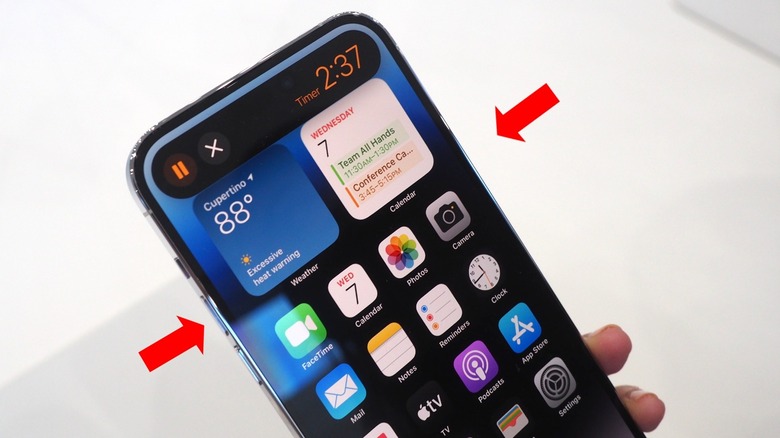 iPhone 14 Pro arrows pointing buttons