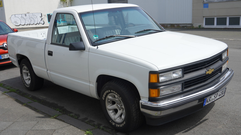 Everything Chevy Fans Should Know About ‘OBS’ Trucks