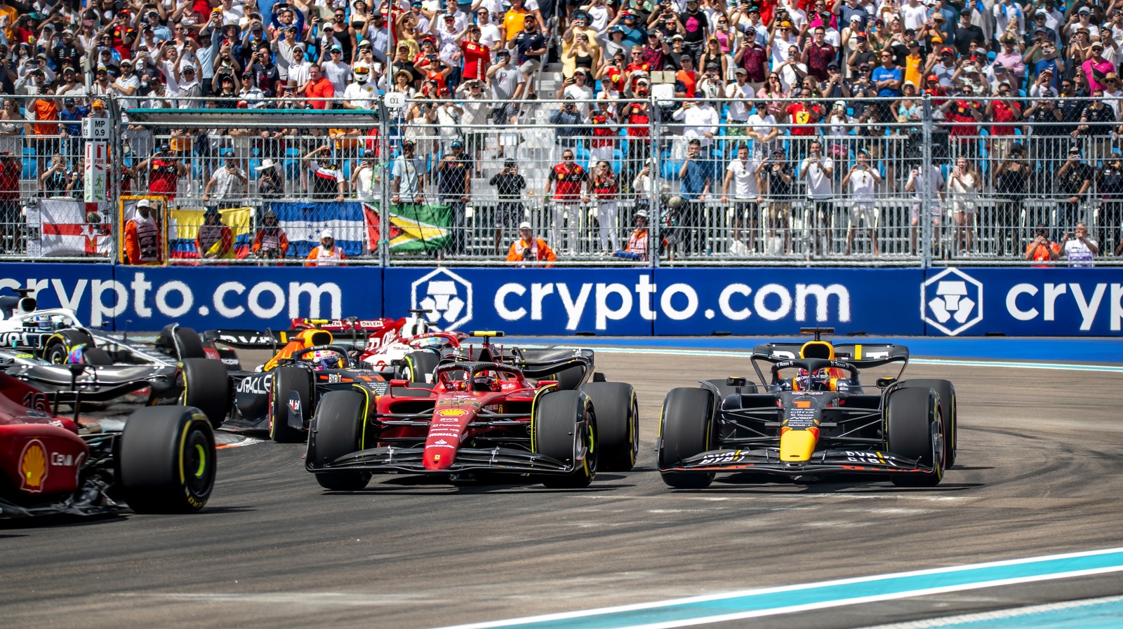 Red Bull Racing gets its way: lower limit for F1 cars to be raised' - GPblog