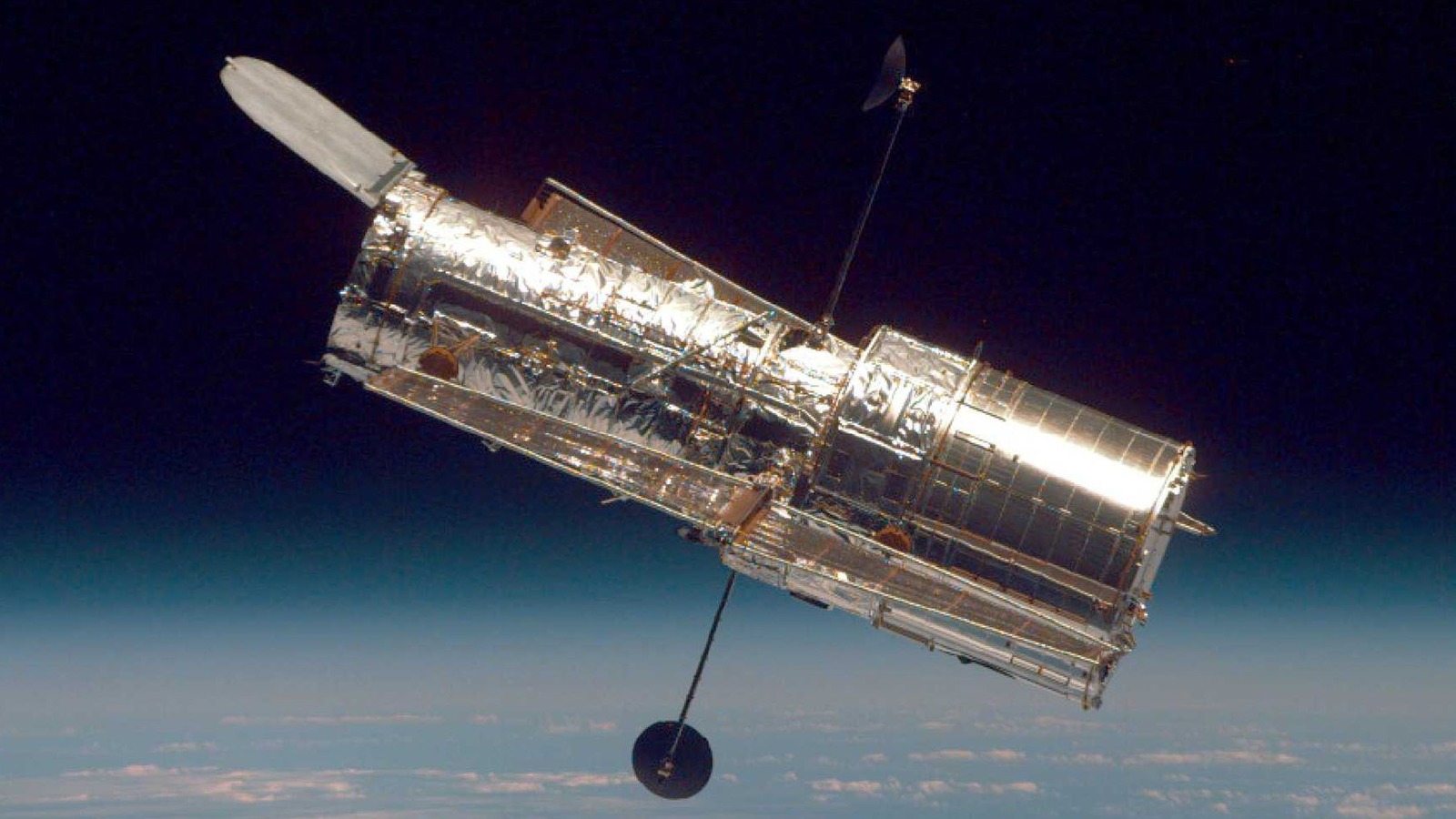 Everything The Hubble Space Telescope Achieved In Its 33rd Year In Orbit – SlashGear