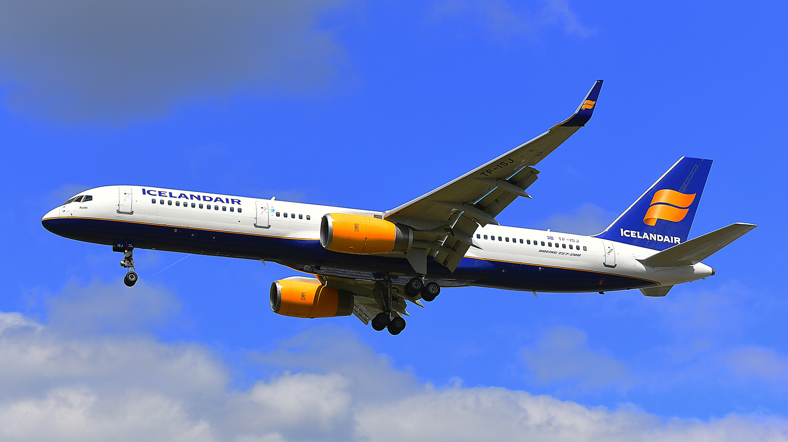 Everything To Know About The Boeing 757 Jet