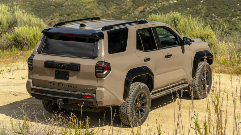 2025 Toyota 4Runner rear 3/4 view