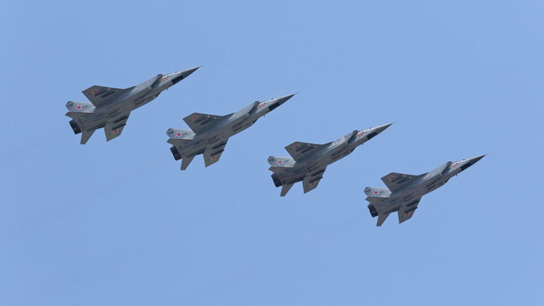 MiG-31 Foxhounds