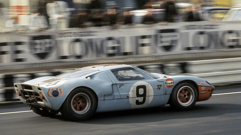 1968 Ford GT40 at the 24 Hours of Le Mans