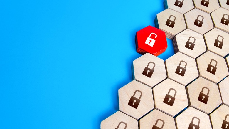 Vulnerable unlocked security link