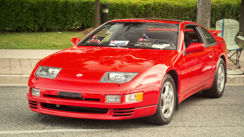 Nissan 300ZX with documentation