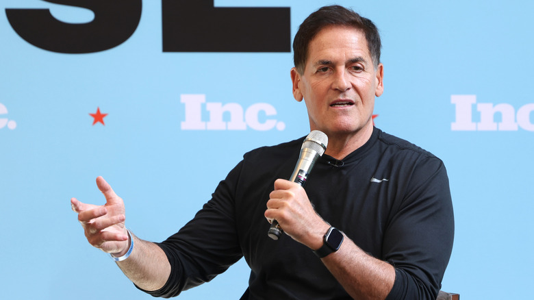 Mark Cuban talking with mic