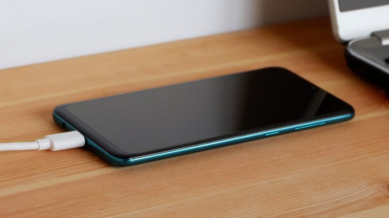 Smartphone battery charging