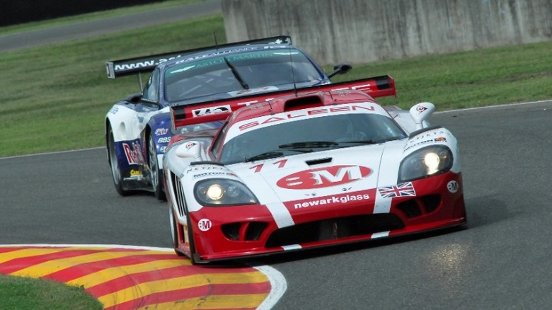 Saleen S7 racing