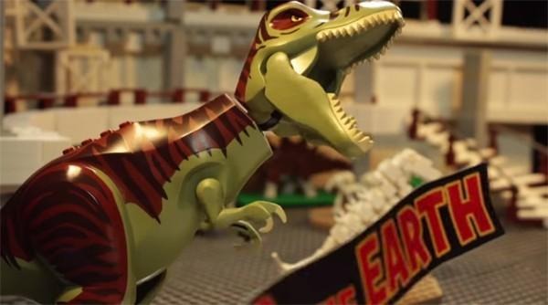 Father, daughter team recreate Jurassic Park using $100k worth of Lego