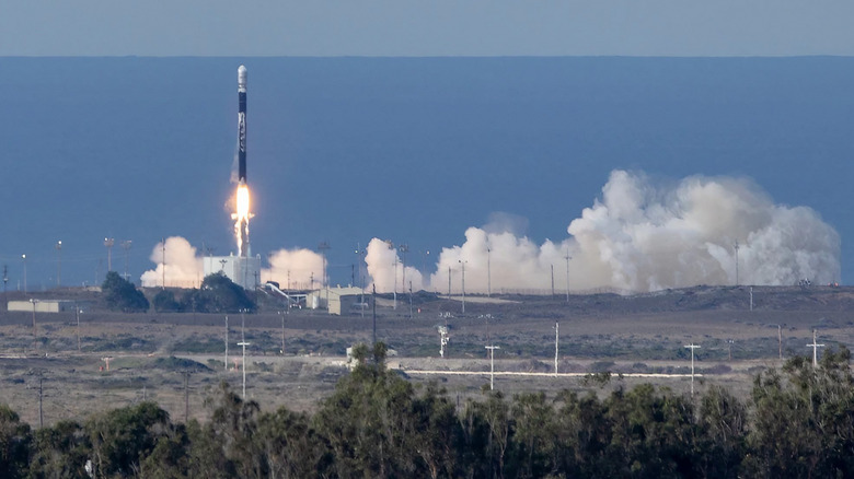 shot of the firefly alpha taking off from launch site