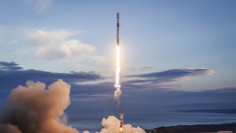 spacex rocket launching into orbit