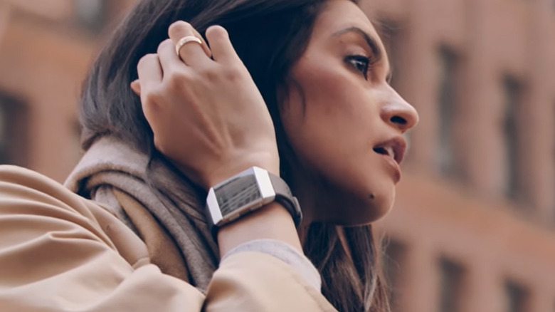 Fitbit Ionic on woman's wrist