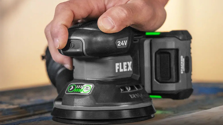 Flex orbital sander
