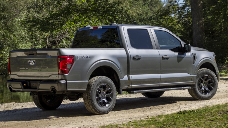 F-150 STX