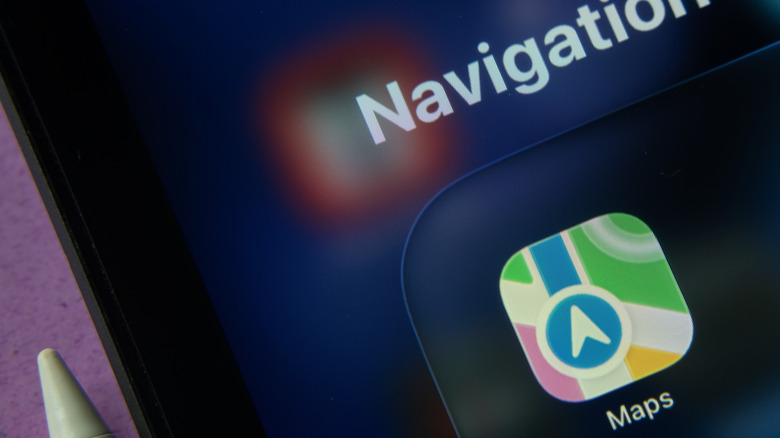 Picture showing the icon for Apple Maps navigation app