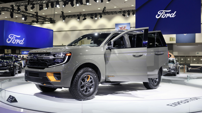 The redesigned 2025 Ford Expedition on display at an auto show