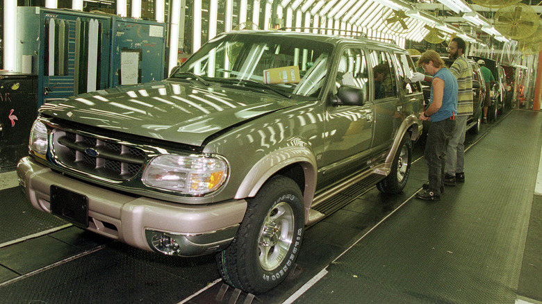 Ford Explorer with Firestone tires on production line