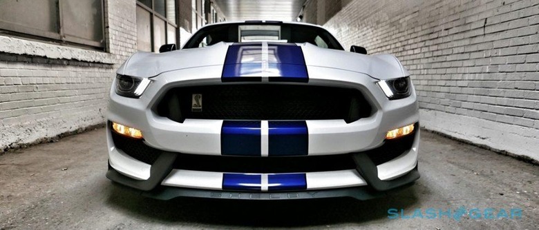 2016-Ford-Mustang-Shelby-GT350