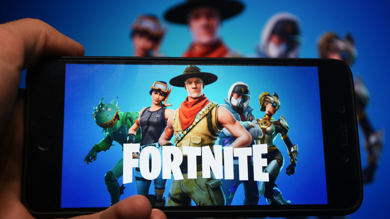 Fortnite smartphone screen