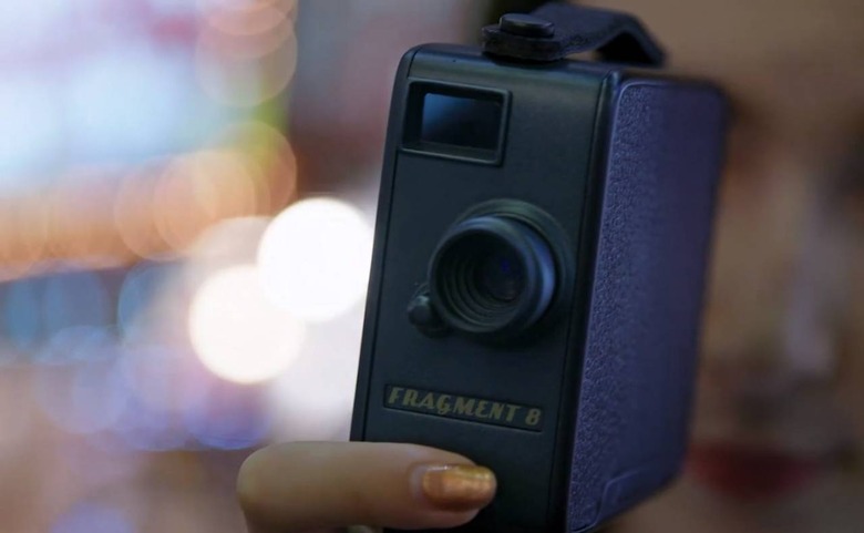 Fragment 8 Retro Camera Shoots Digital Videos And Old School GIFs 
