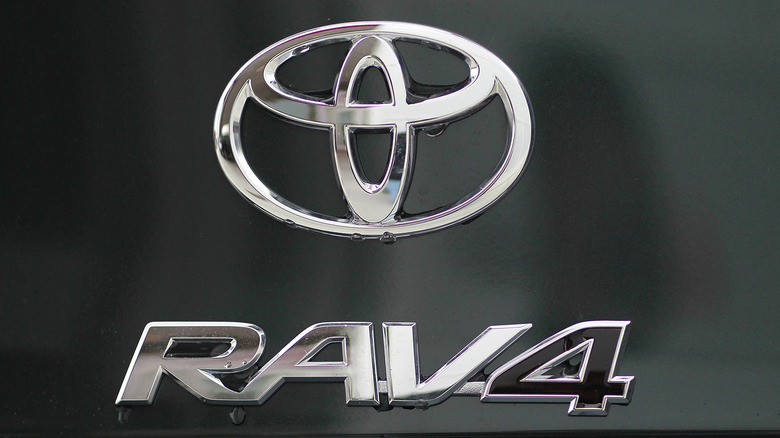 RAV4 Toyota logo