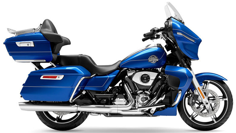 Blue  2025 Street Glide Ultra harley davidson in profile