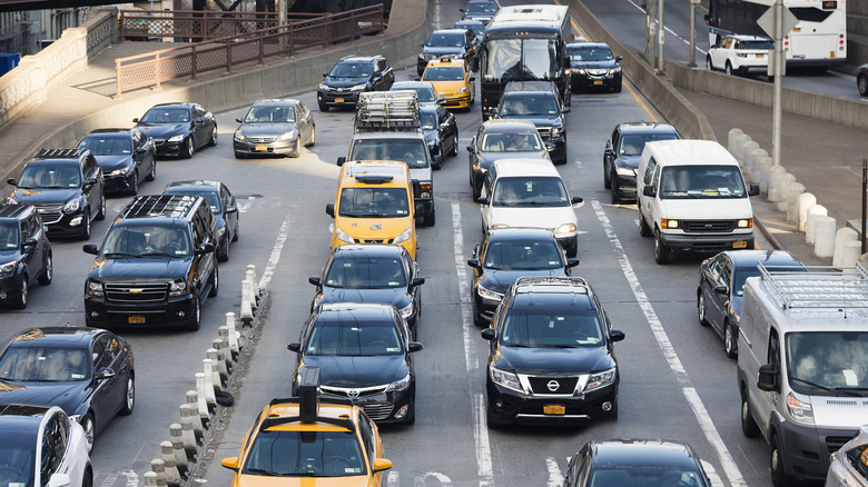 Traffic jam at E 59th St and over the Queensboro Bridge, New York City