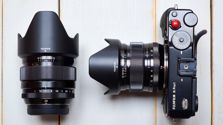 Fujifilm camera and lens