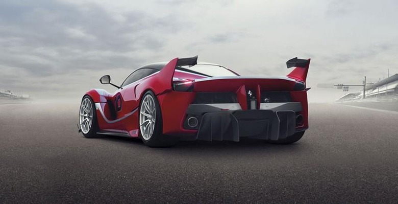 first1400445_CAR-Ferrari-FXXK