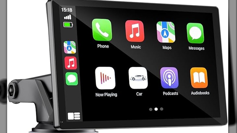 Apple CarPlay and Android Auto bluetooth screen for hands free phone calls