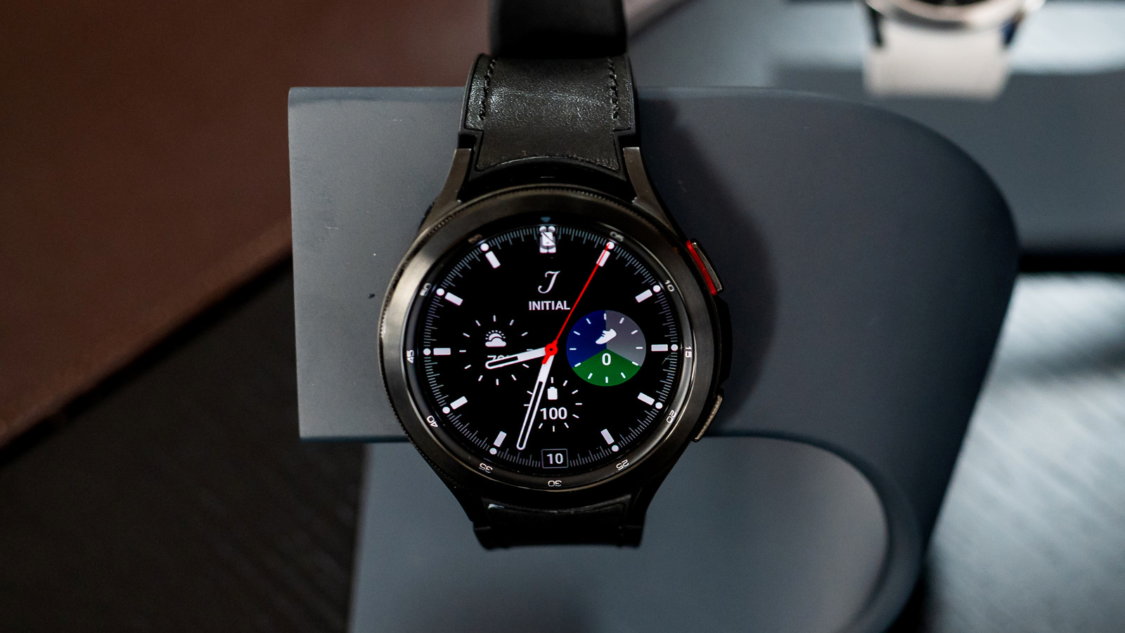 Galaxy Watch 4 Update Brings A QWERTY Keyboard And Accessibility Op...