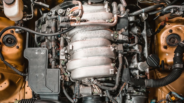 Modern V8 engine