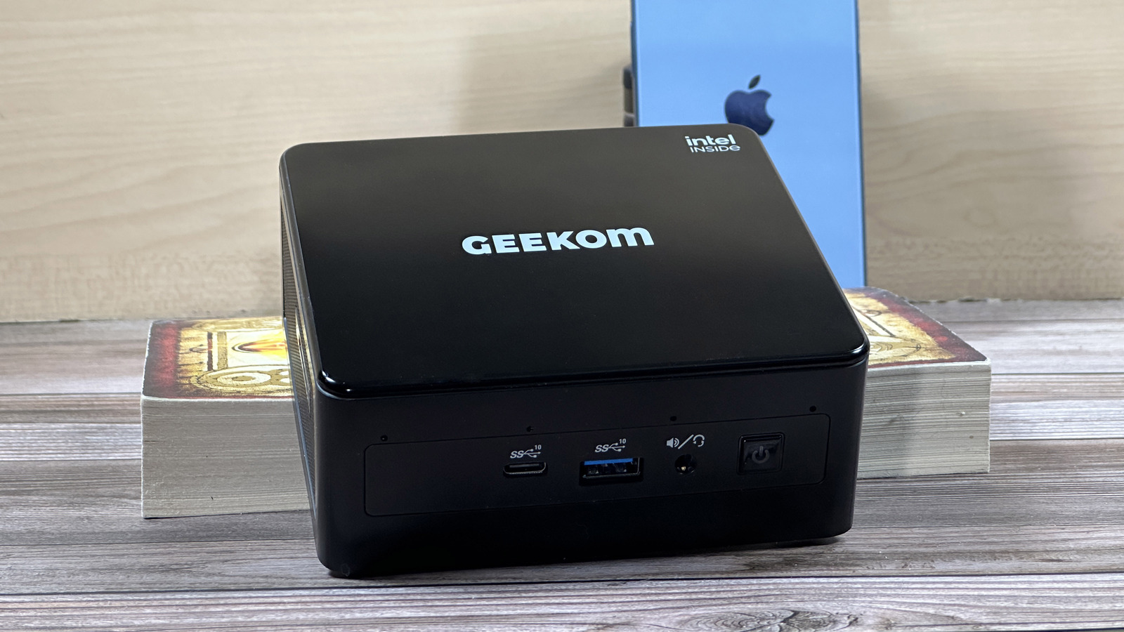 GEEKOM Mini IT8: Mini PC Intel Core i5 8th Gen