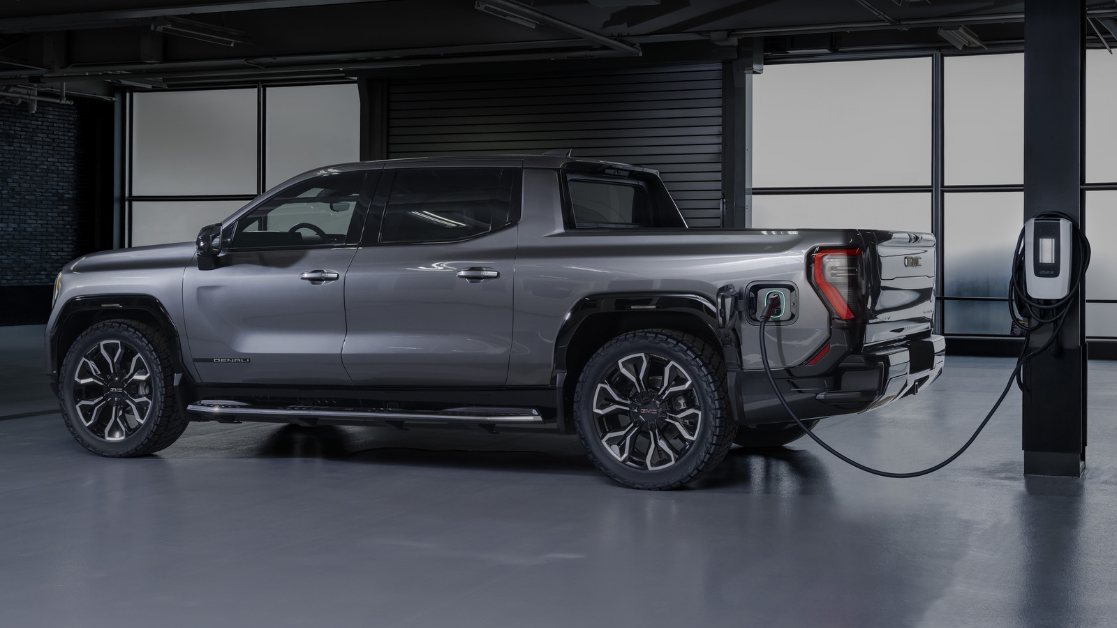 GM Says Vehicle-To-Home Charging Is Coming, But There's A Long Wait - Vimarsana News
