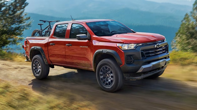 Action shot of a 2025 Chevy Colorado off-road
