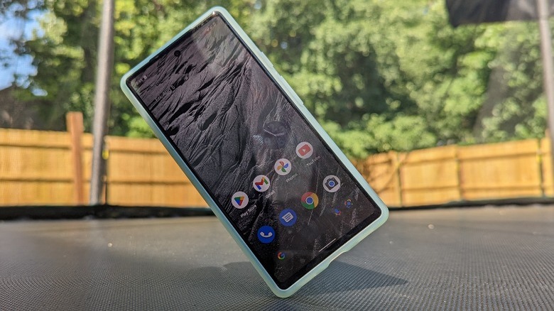 Google Pixel 6a balancing