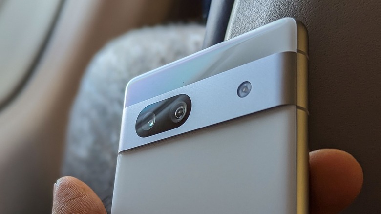 Google Pixel 7a back cameras