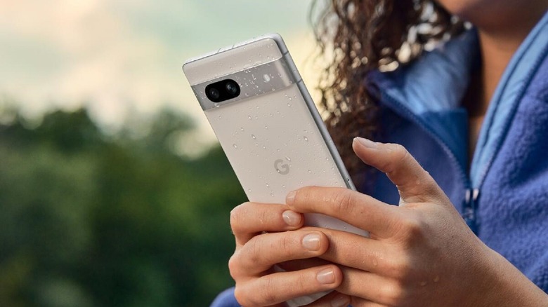 Woman using the Pixel 7a.