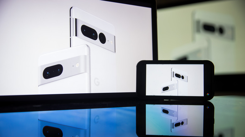 Pixel smartphone showcase