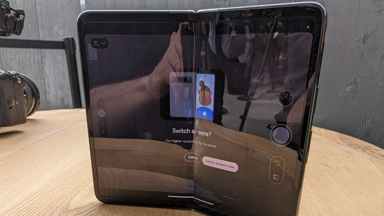 Unfolded state of Pixel Fold